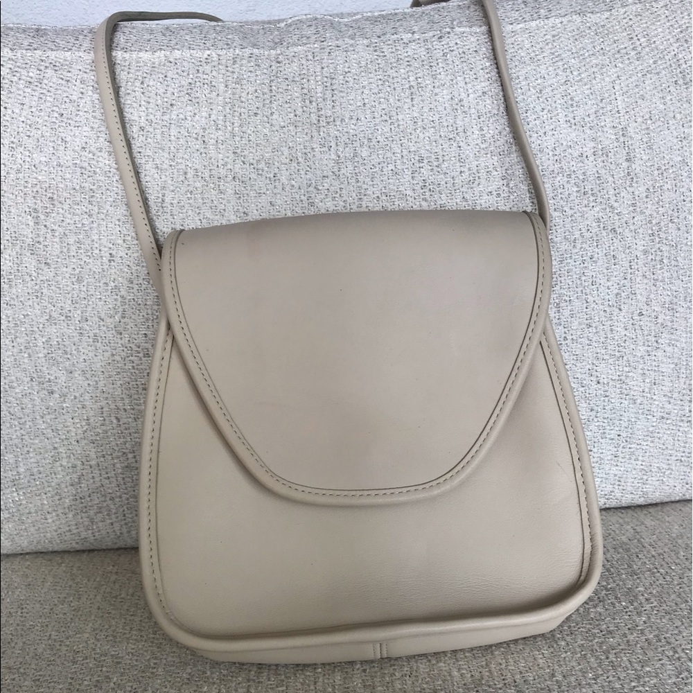 Vintage Coach Lindsay crossbody